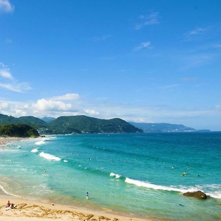 Beach Side Inn Shirahama Сімода Екстер'єр фото